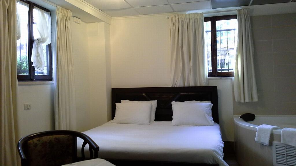 Superior Double Room with Spa Bath