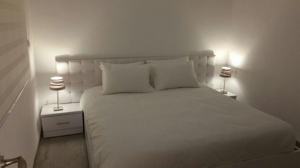 Deluxe Suite with Spa Bath